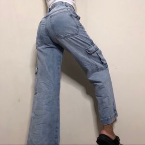 Brandy Melville Tatum cargos in a size Small